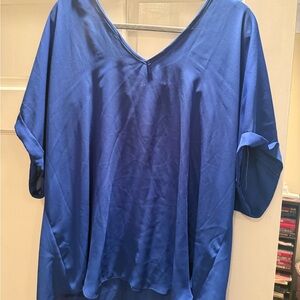 living doll V-Neck blouse in Royal Blue
